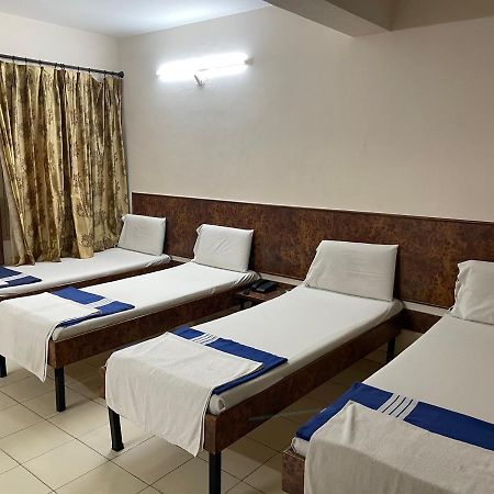 Sri Durgamba Lodge Bangalore Eksteriør bilde