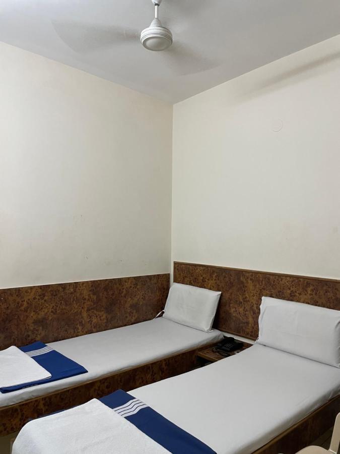 Sri Durgamba Lodge Bangalore Eksteriør bilde